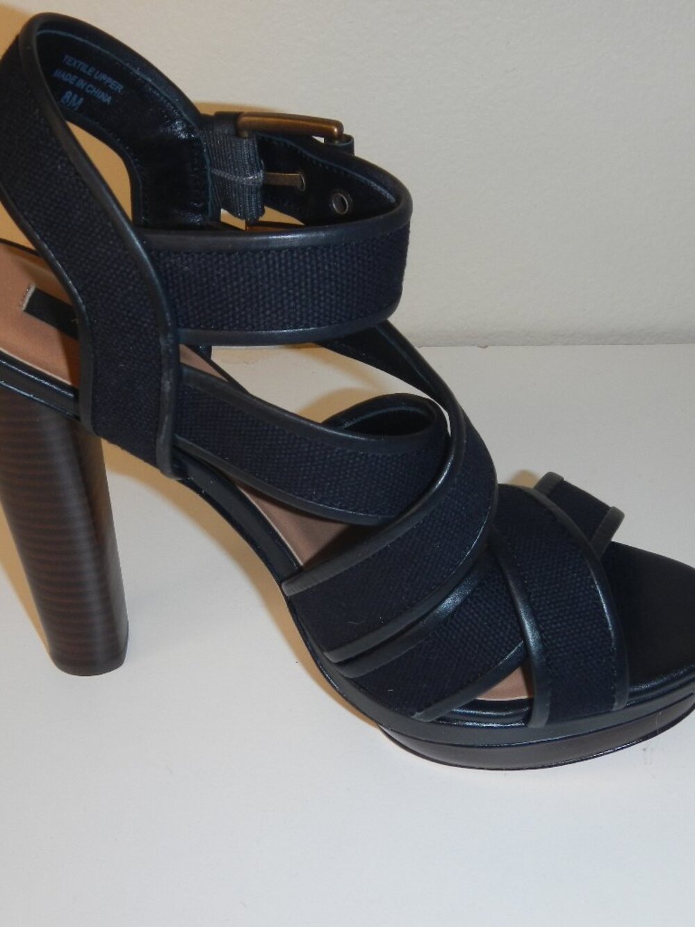 Ann Taylor Black Strappy Heels Chunky Heel Sandals Size 8